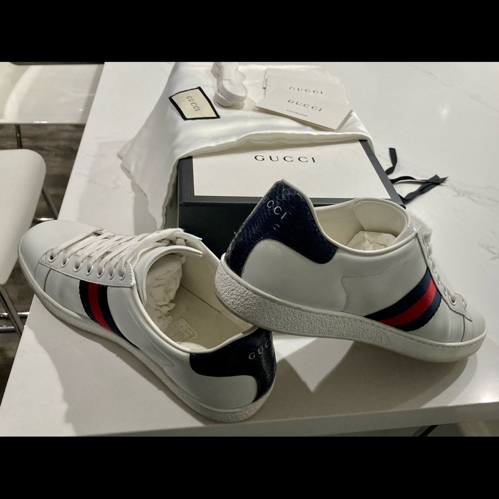 Gucci White Leather Sneakers with Navy and Red Web Stripe - Picture 2 of 11